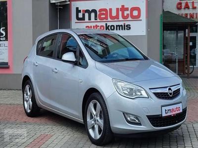 Opel Astra J