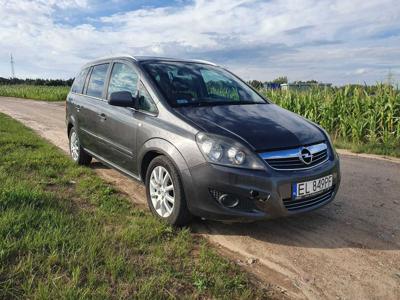 Opel Zafira B 1.7 CDTI rok produkcji 2012