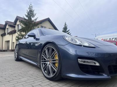 Porsche Panamera turbo 500hp