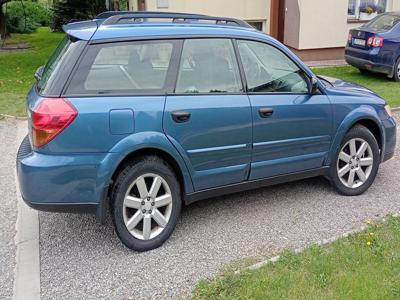 Subaru Outback 2.5 B + Lpg