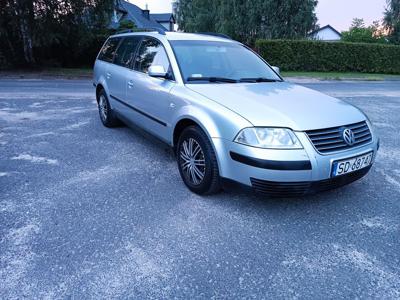 Volkswagen Passat LIFT 2001 rok 1.9 TDI niski przebieg