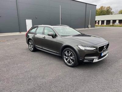 Volvo v90 Cross Country