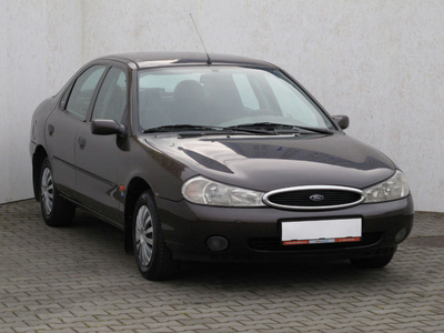 Ford Mondeo 1999 1.6i 16V 279000km Hatchback