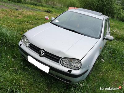 vw golf 4 silnik ,skrzynia, karoca