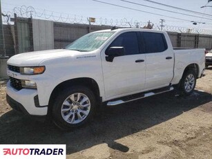 Chevrolet Silverado 5.0 benzyna 2019r. (LOS ANGELES)