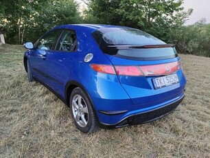 Honda Civic VIII UFO 1.4 Benzyna