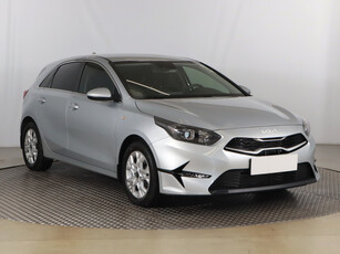 Kia Ceed 2022 1.5 T