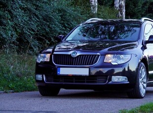 Škoda Superb TDI 4x4 Kombi - NAVI - Skóra - Piękna - raty od 699PLN