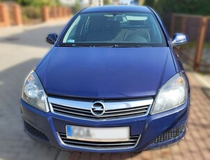 Opel Astra - 1,6 benzyna 2010 rok, kombi