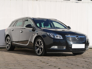 Opel Insignia 2015 2.0 BiTurbo CDTI 188237km Kombi