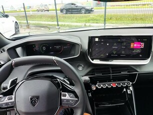 Peugeot 2008 GT 1,2 Pure Tech 130 KM EAT8