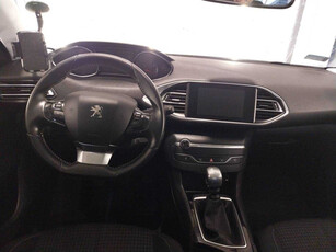 Peugeot 308 2019 1.2 PureTech 86350km Hatchback