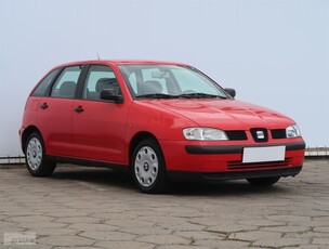 SEAT Ibiza III , Salon Polska