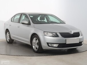 Skoda Octavia III , Salon Polska, Serwis ASO, Klima, Parktronic