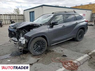 Toyota Highlander 2.0 benzyna 2023r. (ANTHONY)