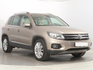 Volkswagen Tiguan , Salon Polska, Serwis ASO, 174 KM, DSG, Skóra, Navi, Xenon,