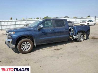 Chevrolet Silverado 2.0 benzyna 2021r. (BAKERSFIELD)