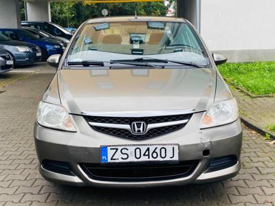 Honda City 1.4 Benz.