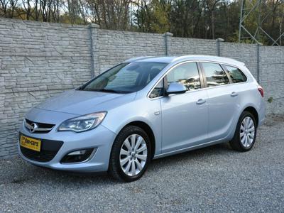 Opel Astra 1.4 Turbo 140KM Cosmo Navi Kamera Półskóra Bluetooth Alufelgi Tempomat J (2009-2019)