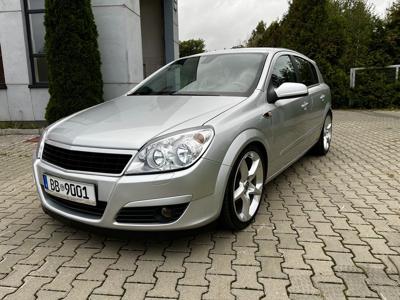 Opel Astra H 1.8 Benzyna 125KM import Niemcy