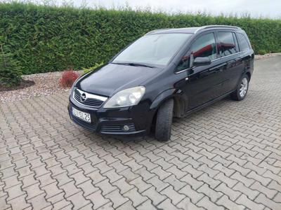 Opel Zafira 1.8 Benzyna/ klima/ Alu/ lakier w orginale / zadbana