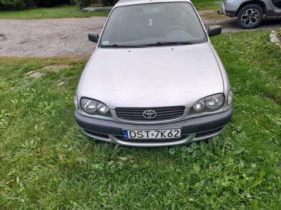 Toyota Corolla hatchback 2000r 1.4 benzyna