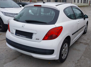 Peugeot 207 2008 1.4 VTi 131913km Hatchback