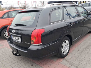 Toyota Avensis 2005 1.8 220387km Kombi