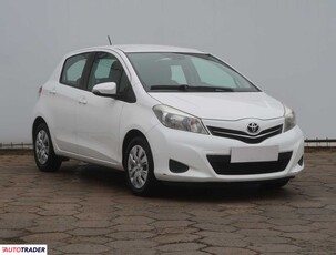 Toyota Yaris 1.0 68 KM 2013r. (Piaseczno)