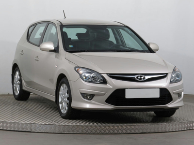 Hyundai i30 2010 1.4 CVVT 61288km ABS klimatyzacja manualna