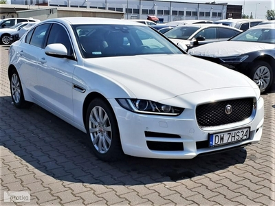 Jaguar XE I