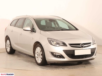 Opel Astra 2.0 162 KM 2015r. (Piaseczno)