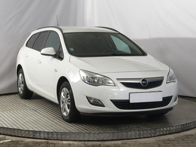 Opel Astra 2014 1.6 16V 187907km Kombi