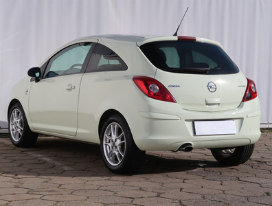 Opel Corsa 2011 1.2 101800km ABS klimatyzacja manualna