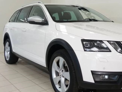 Skoda Octavia III Skoda Octavia Scout 2.0 TDI 4x4 DSG Premium