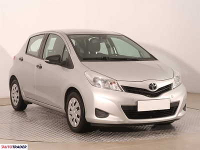 Toyota Yaris 1.3 97 KM 2011r. (Piaseczno)