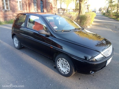 Używane Lancia Ypsilon Lancia ypsilon rok 2001 poj 1200cm 2 airbag wspomaganie abs el szyby centr zamek