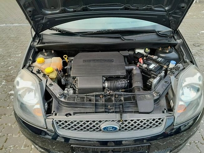 Ford Fiesta 1.3i 5 drzwi klima stan BDB