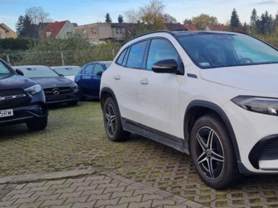 MERCEDES EQC SUV