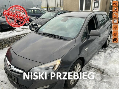 Opel Astra Klimatronik, parktronik, tempomat, podgrzewane fotele i kieronica