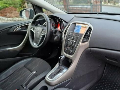 Opel Astra (Nr. 131) 2.0 CDTI, Klima, navi, kamera cofania 165 KM