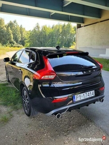 Volvo V40 2.0 D 120km