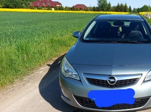 Opel Astra J 1.4 Turbo 140KM