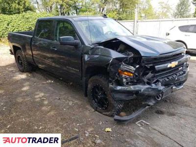 Chevrolet Silverado 5.0 benzyna 2018r. (PORTLAND)