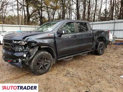 Chevrolet Silverado 5.0 benzyna 2019r. (AUSTELL)