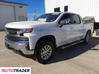 Chevrolet Silverado 5.0 benzyna 2019r. (GRAND PRAIRIE)