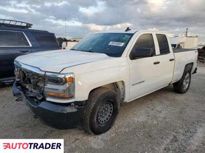 Chevrolet Silverado 5.0 benzyna 2019r. (HOUSTON)