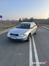 Audi A4 B5 1999r 1,6benz benz zamienię na Mini lub Citroena C4