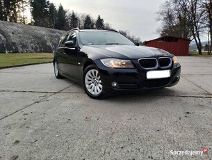 BMW E91 2.0d 2009 polift