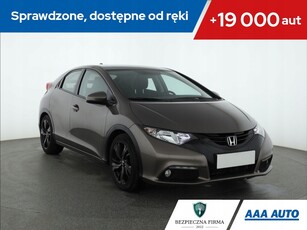 Honda Civic IX Hatchback 5d 1.8 i-VTEC 142KM 2013